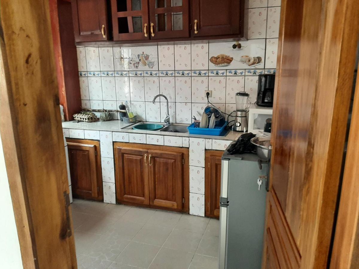 Signorile Jo Apartment Yaounde Ngoại thất bức ảnh